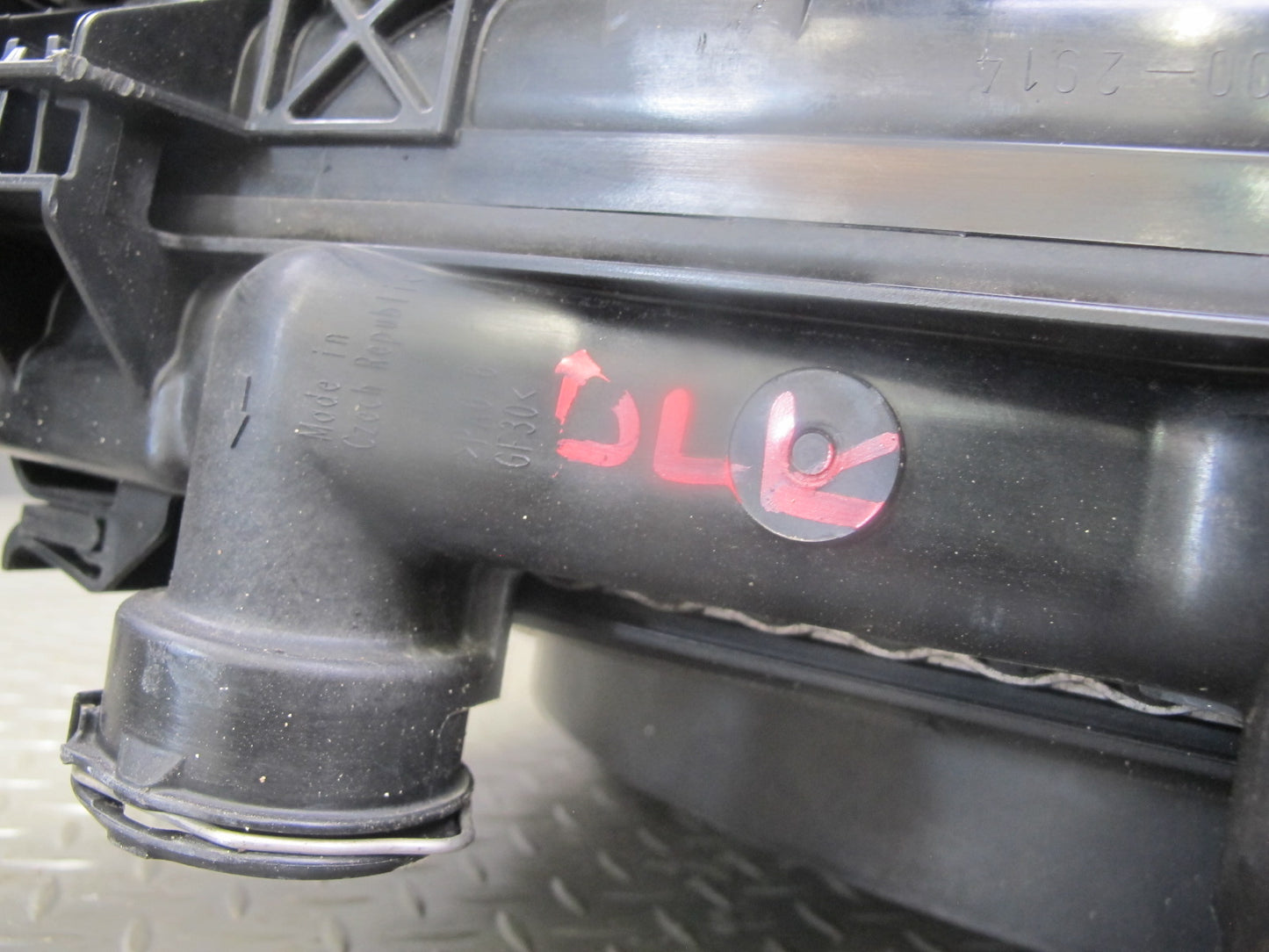2012-2015 Mercedes R172 SLK250 Engine Radiator Condenser Fan Core Support Assy