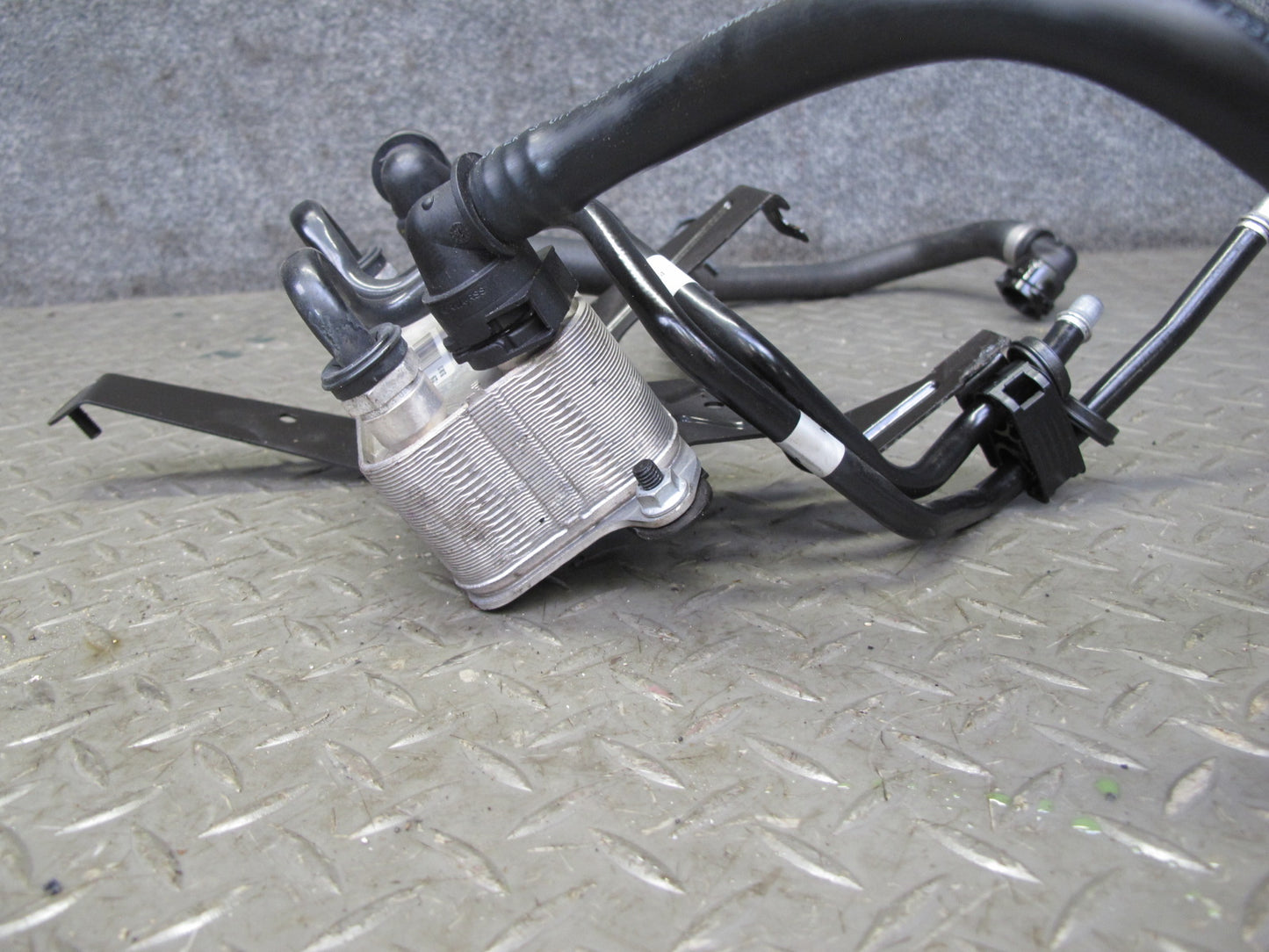 2012-2015 Mercedes R172 SLK250 Auto Transmission Oil Cooler Radiator W/ Line