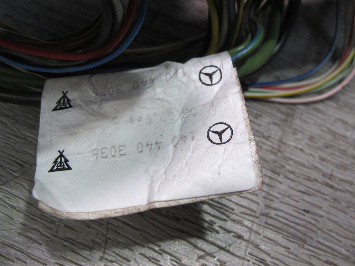 94-99 Mercedes W140 S-class Front Left Door Cable Connector Holder Housing OEM