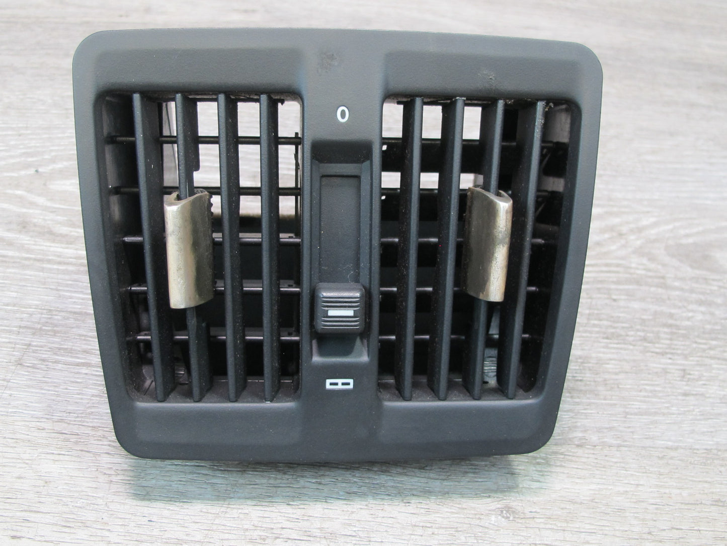 94-99 Mercedes W140 S-class Rear Center Console A/C Air Vent 1408300654 OEM