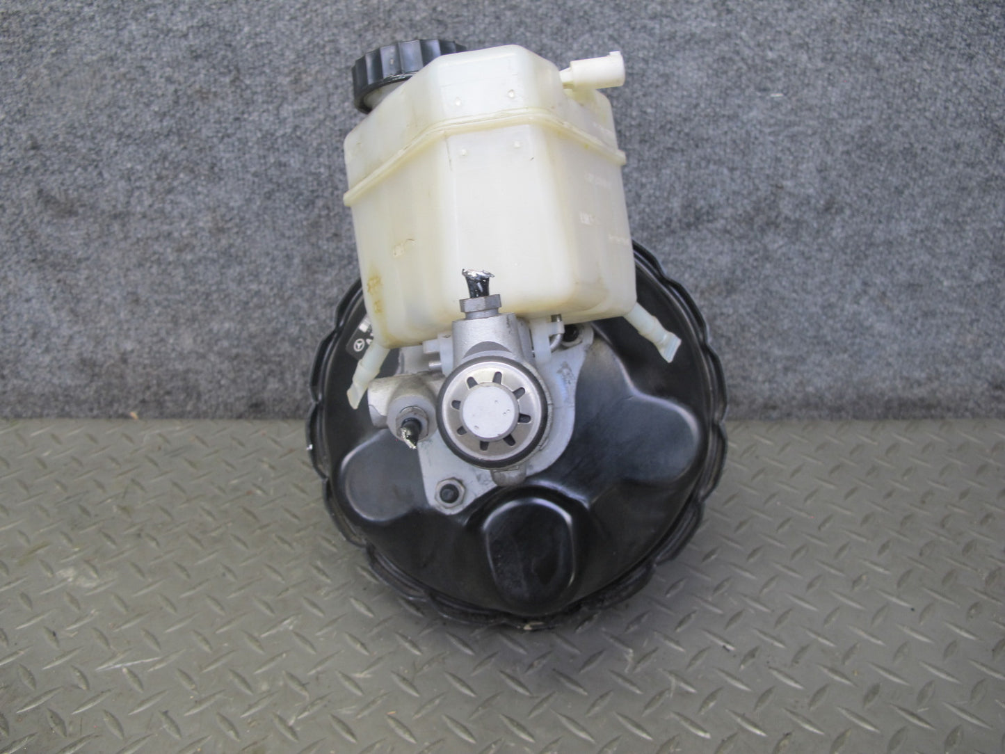 2012-2016 Mercedes R172 SLK Master Cylinder W/ Power Brake Booster & Reservoir