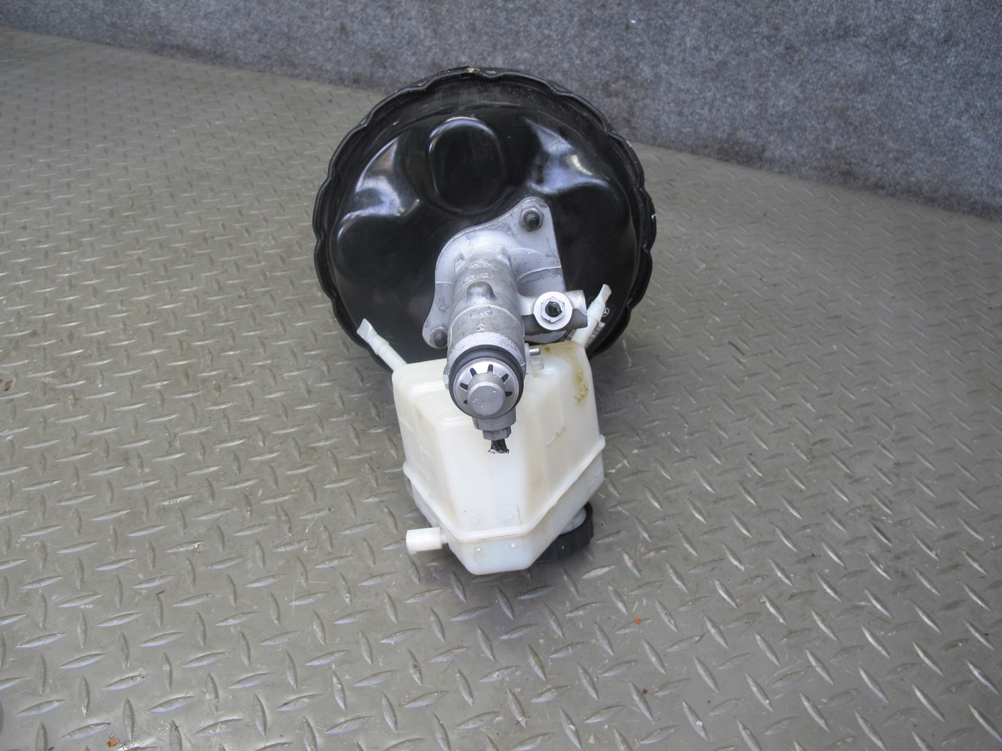 2012-2016 Mercedes R172 SLK Master Cylinder W/ Power Brake Booster & Reservoir