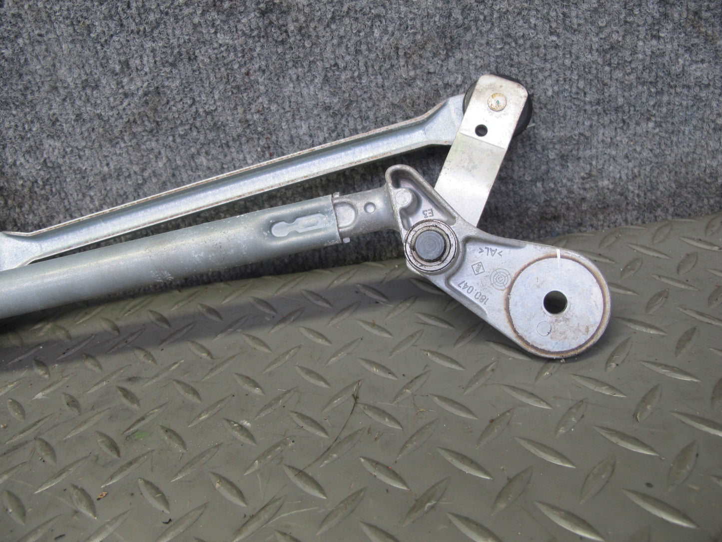 2012-2020 Mercedes R172 SLK SLC Windshield Wiper Transmission Linkage W/ Motor