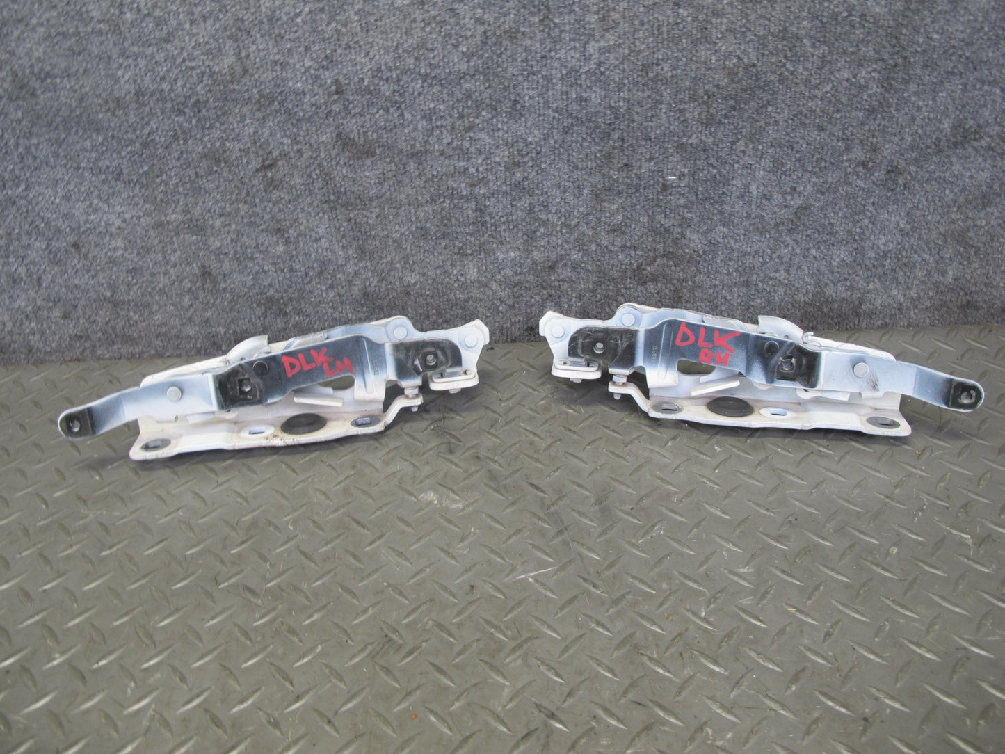 2012-2020 Mercedes R172 SLK SLC Front Left & Right Hood Hinge Set of 2