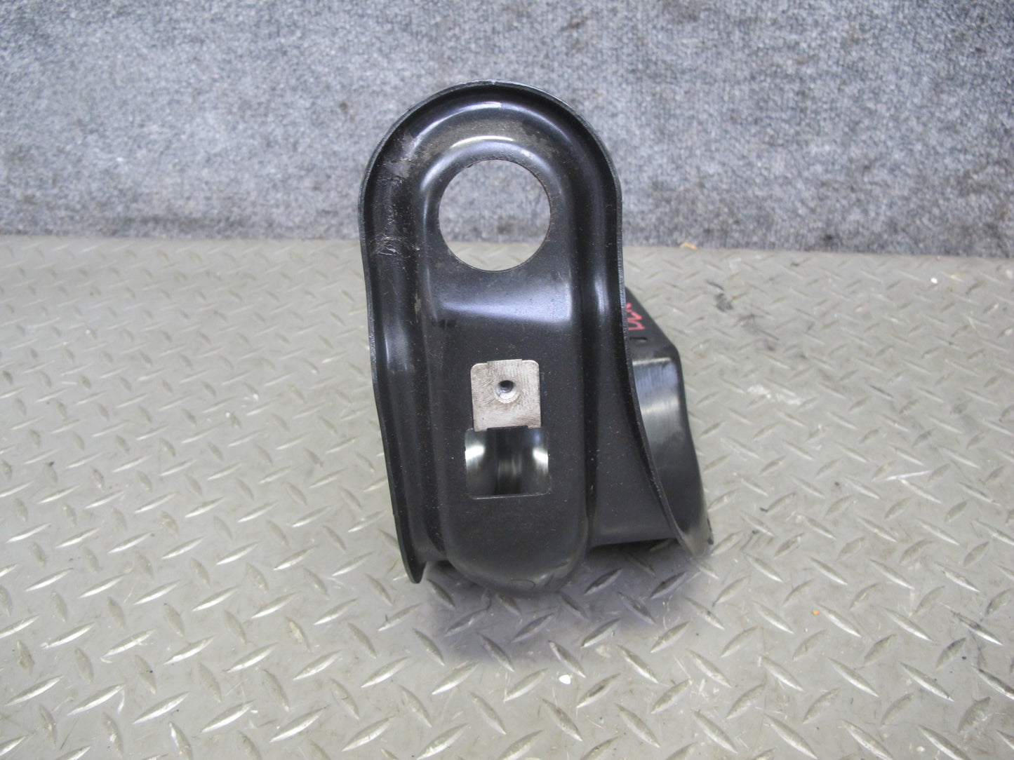 2012-2020 Mercedes R172 SLK SLC Front Left & Right Radiator Support Bracket Set