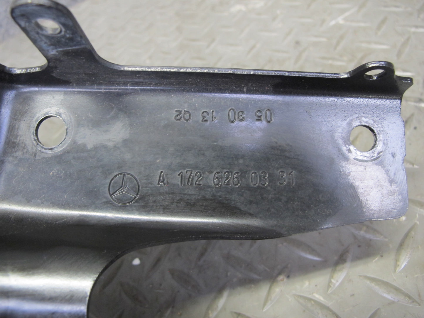 2012-2020 Mercedes R172 SLK SLC Front Left & Right Radiator Support Bracket Set