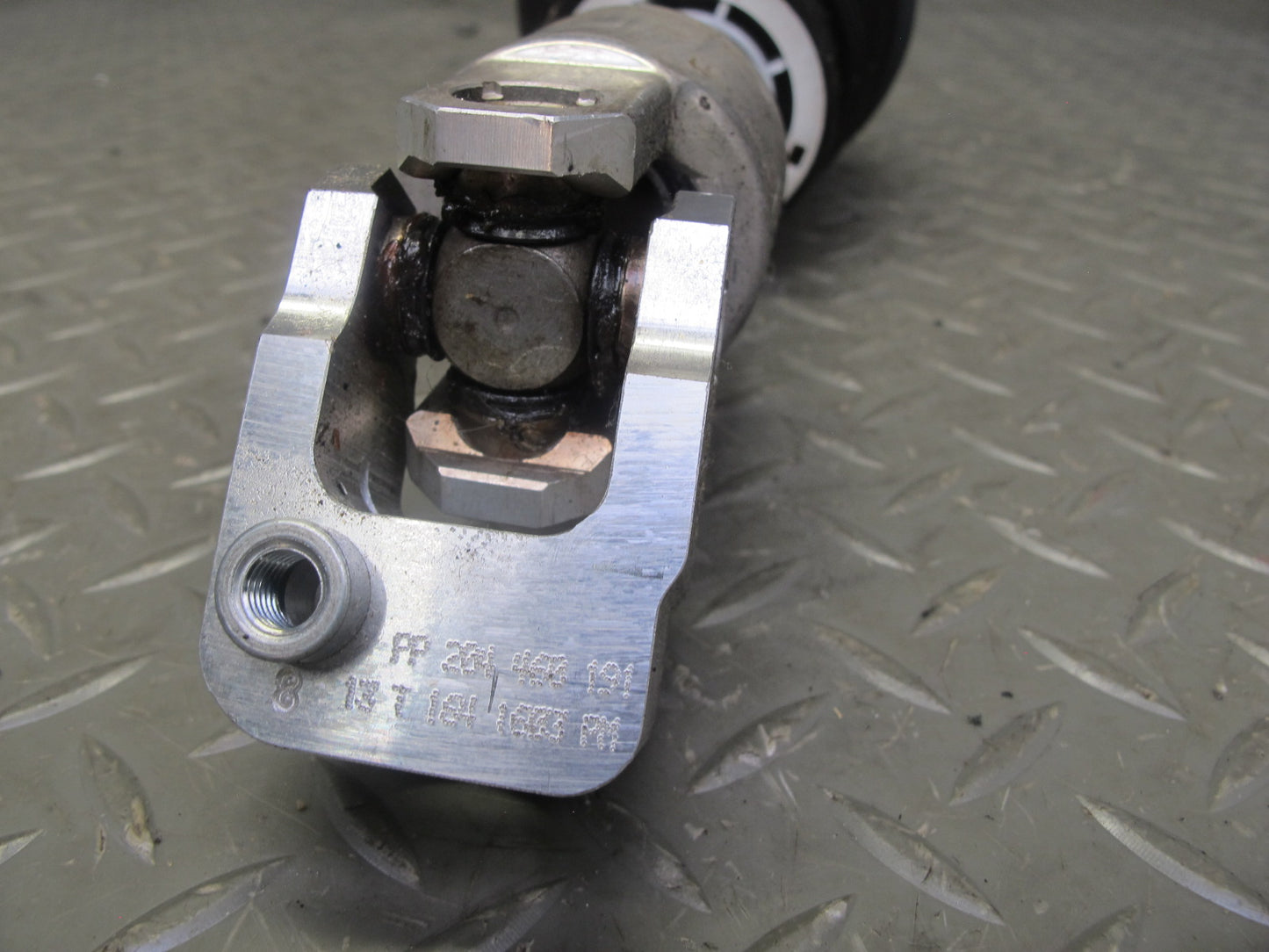 2012-2020 Mercedes R172 SLK SLC Steering Column Intermediate U Joint Shaft