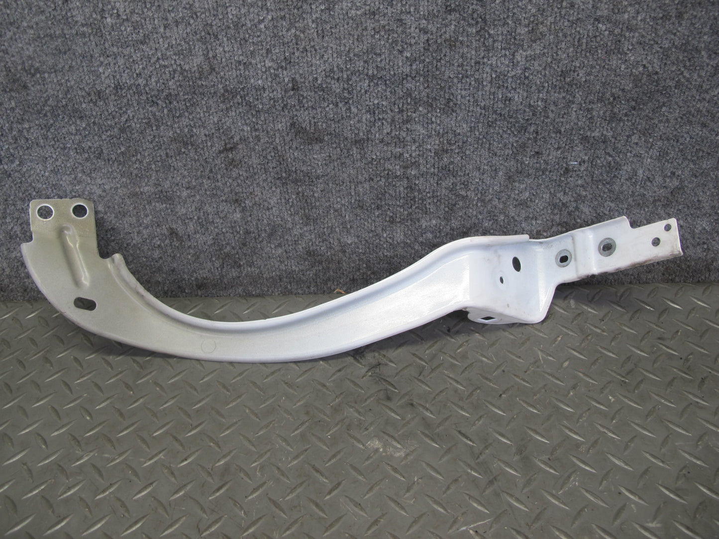 2012-2020 Mercedes R172 SLK SLC Front Left & Right Headlight Support Bracket Set