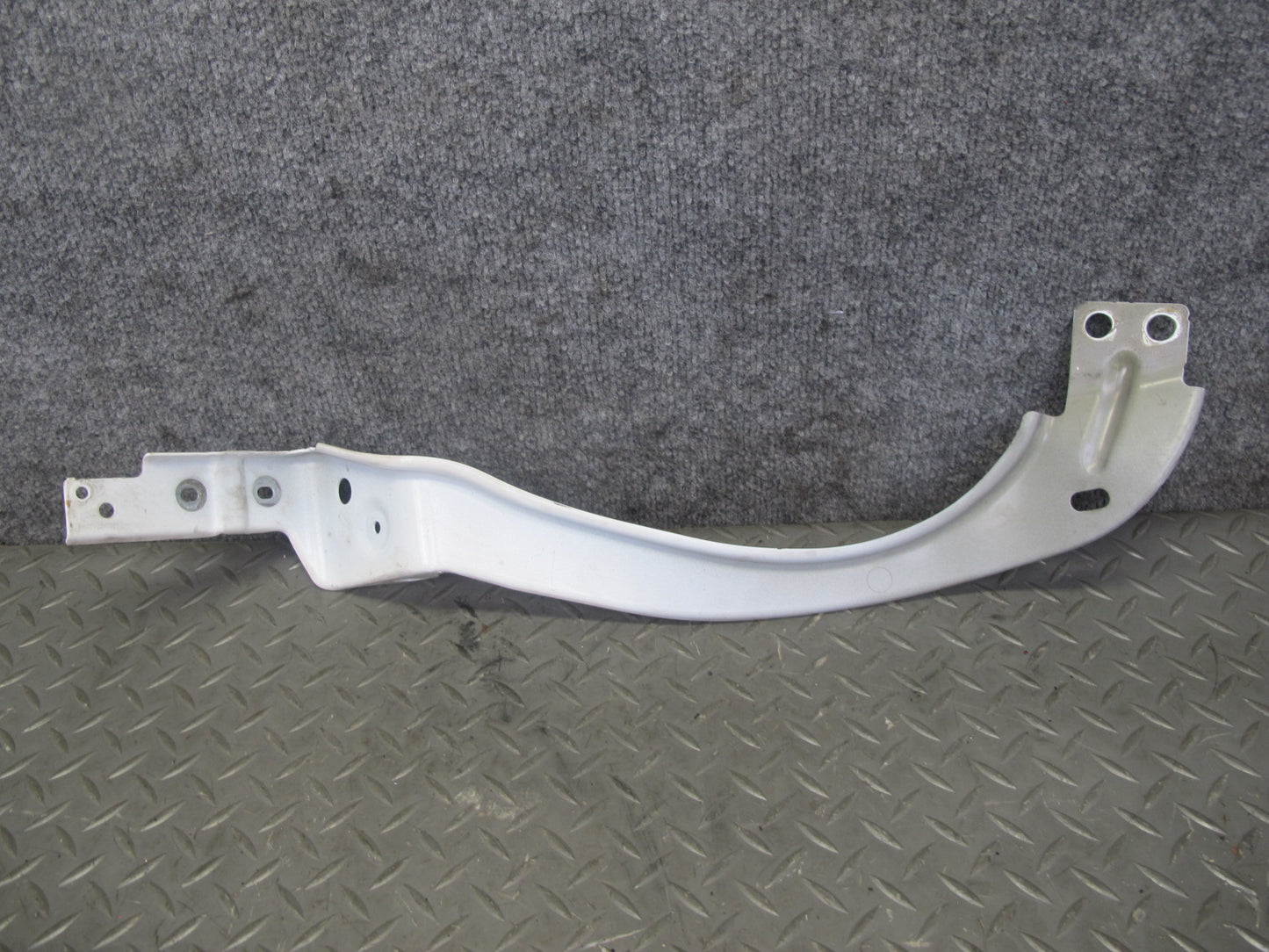 2012-2020 Mercedes R172 SLK SLC Front Left & Right Headlight Support Bracket Set