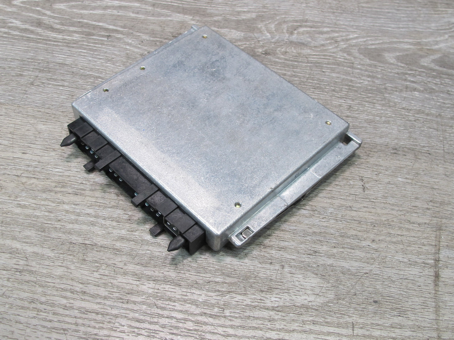 94-96 Mercedes W140 S320 104.994 ECM ECU Engine Control Module 0185450732 OEM