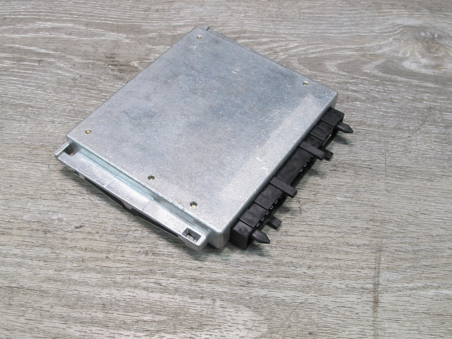 94-96 Mercedes W140 S320 104.994 ECM ECU Engine Control Module 0185450732 OEM