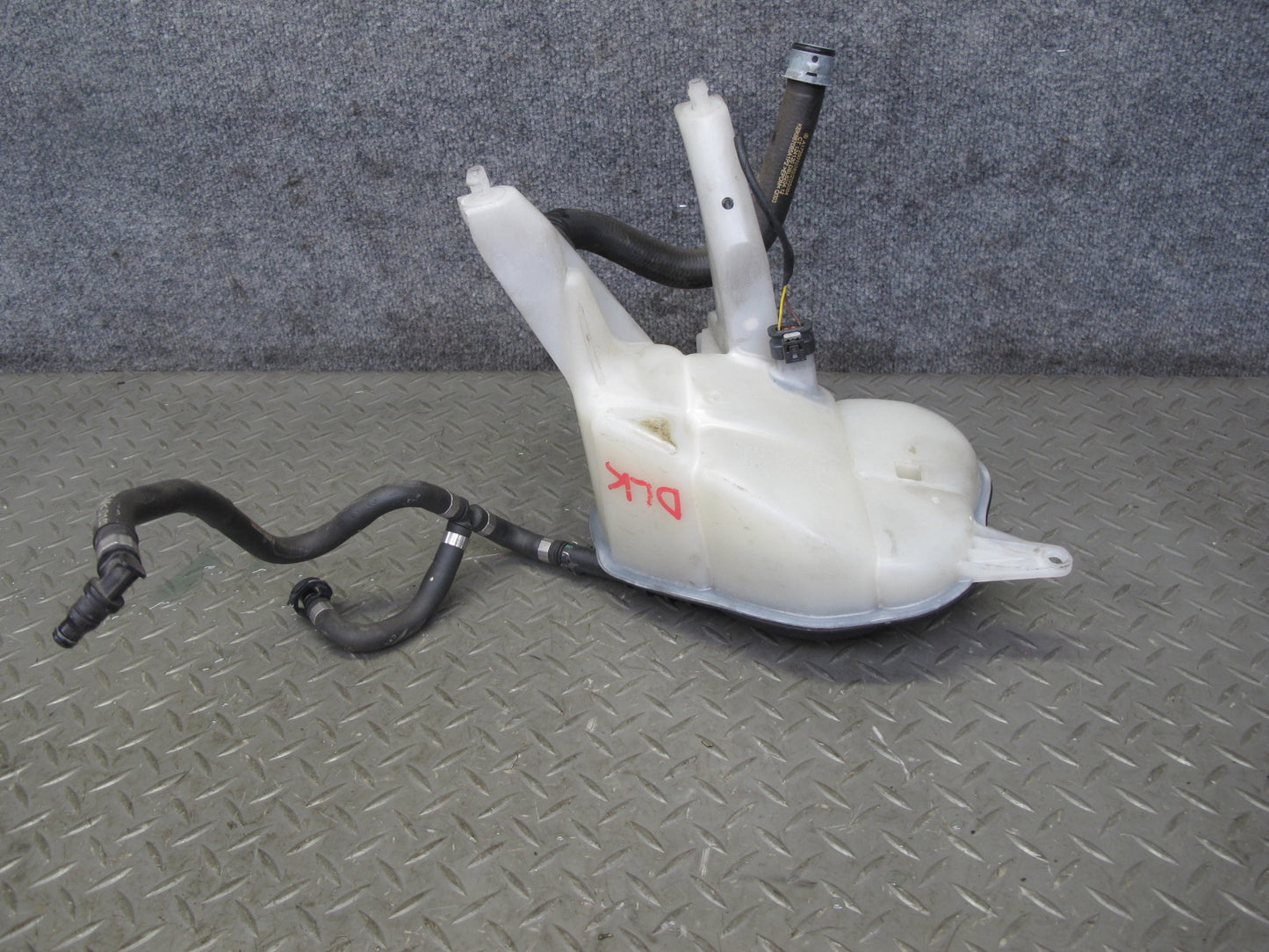 2012-2020 Mercedes R172 SLK SLC Coolant Expansion Overflow Reservoir Tank