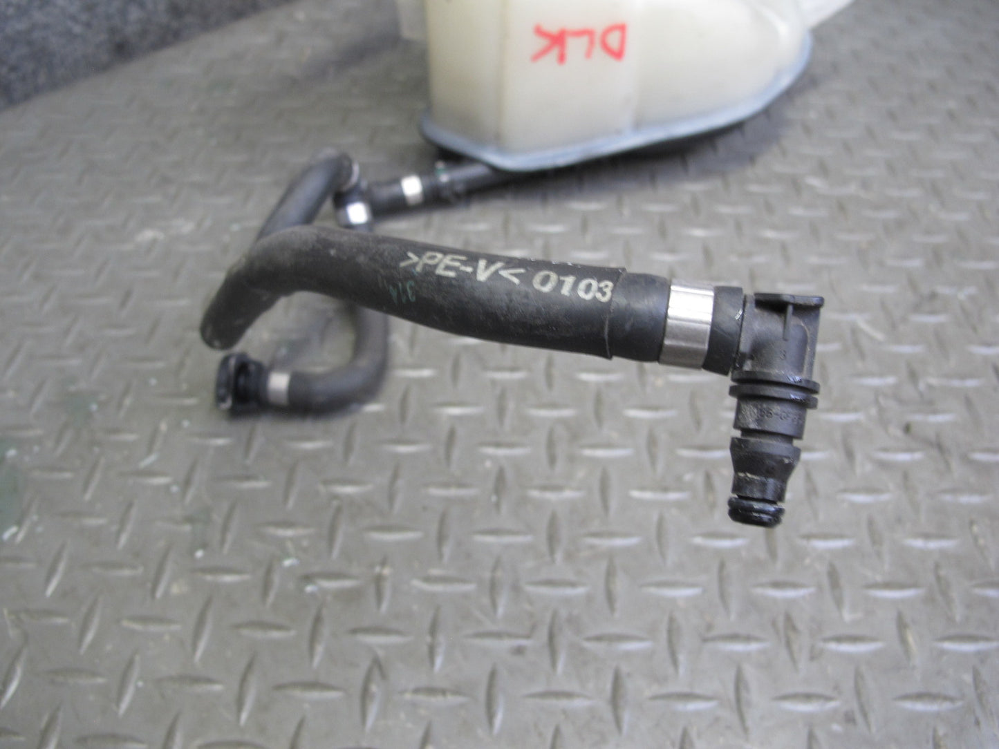 2012-2020 Mercedes R172 SLK SLC Coolant Expansion Overflow Reservoir Tank