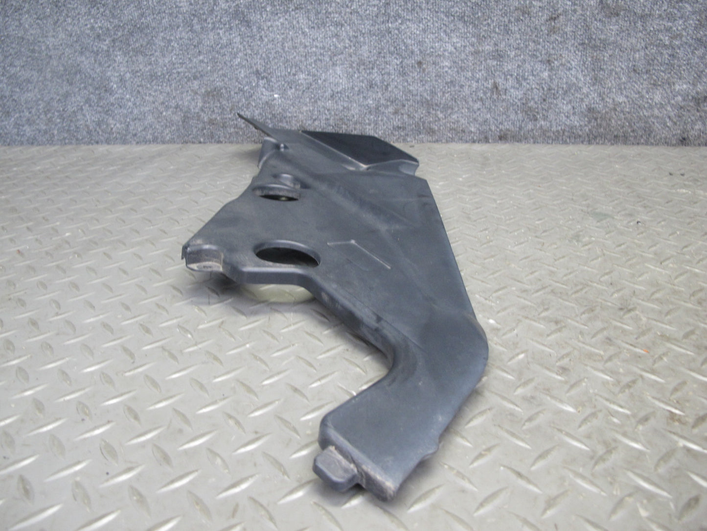 2012-2020 Mercedes R172 SLK SLC Left & Right Side Radiator Support Bracket Set