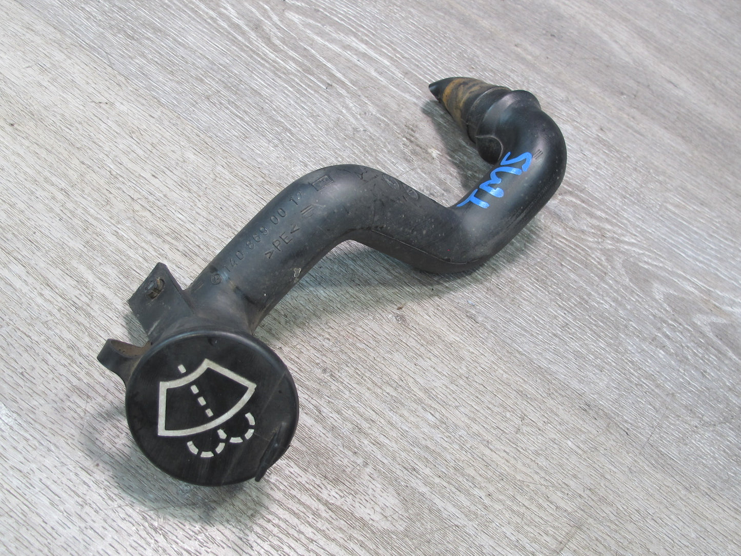 94-99 Mercedes W140 Windshield Washer Reservoir Filler Neck 1408690017 OEM