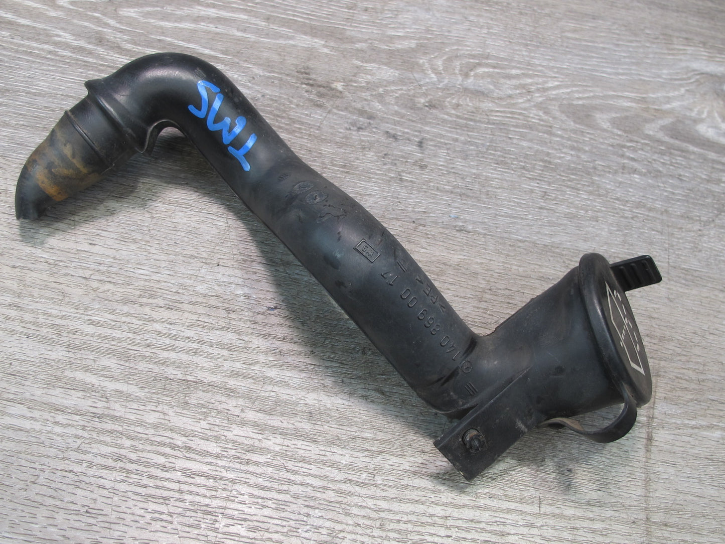 94-99 Mercedes W140 Windshield Washer Reservoir Filler Neck 1408690017 OEM