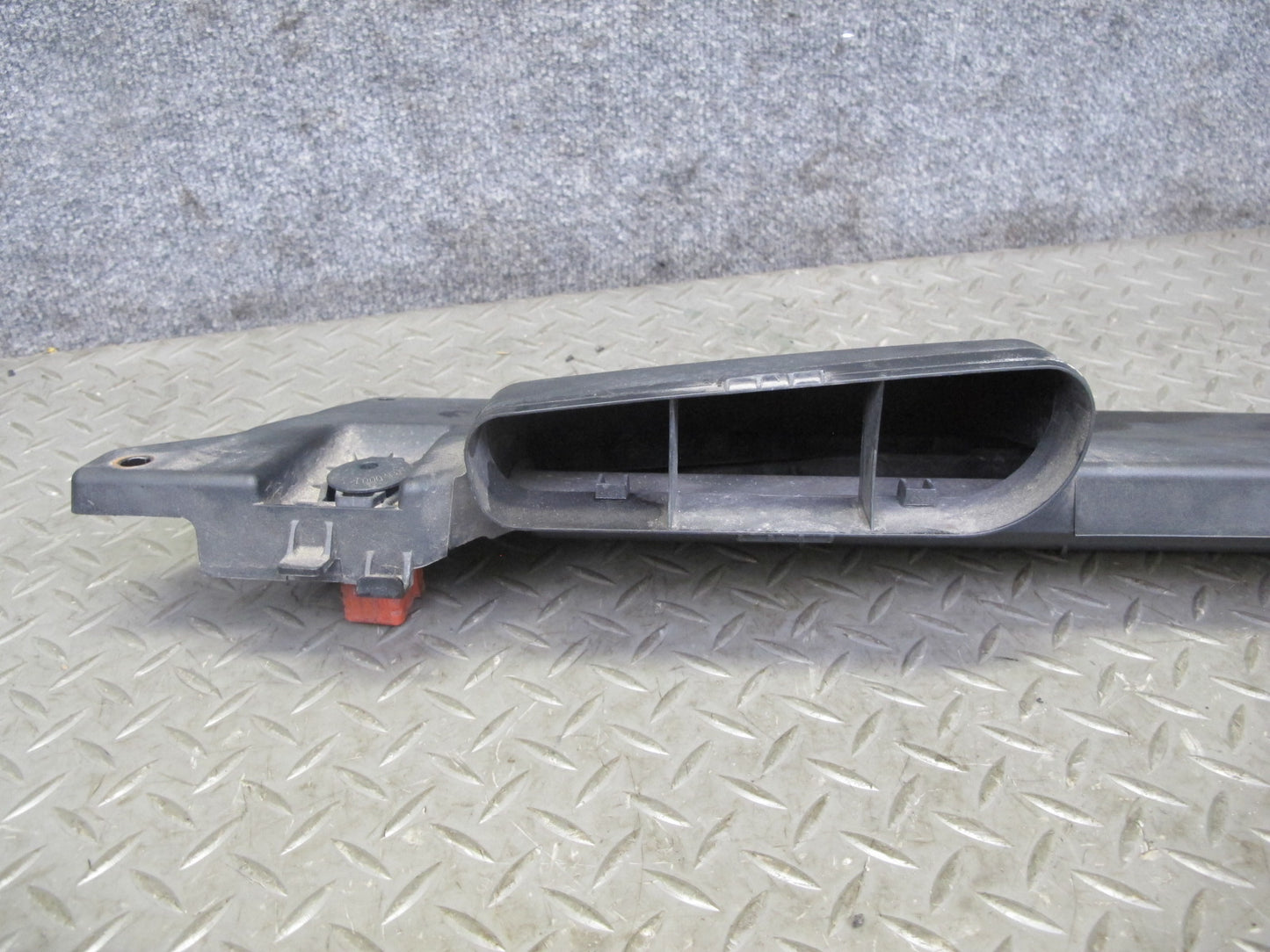 2012-2015 Mercedes R172 SLK Upper Baffle Air Duct Panel Guide W/ Intake Hose Set