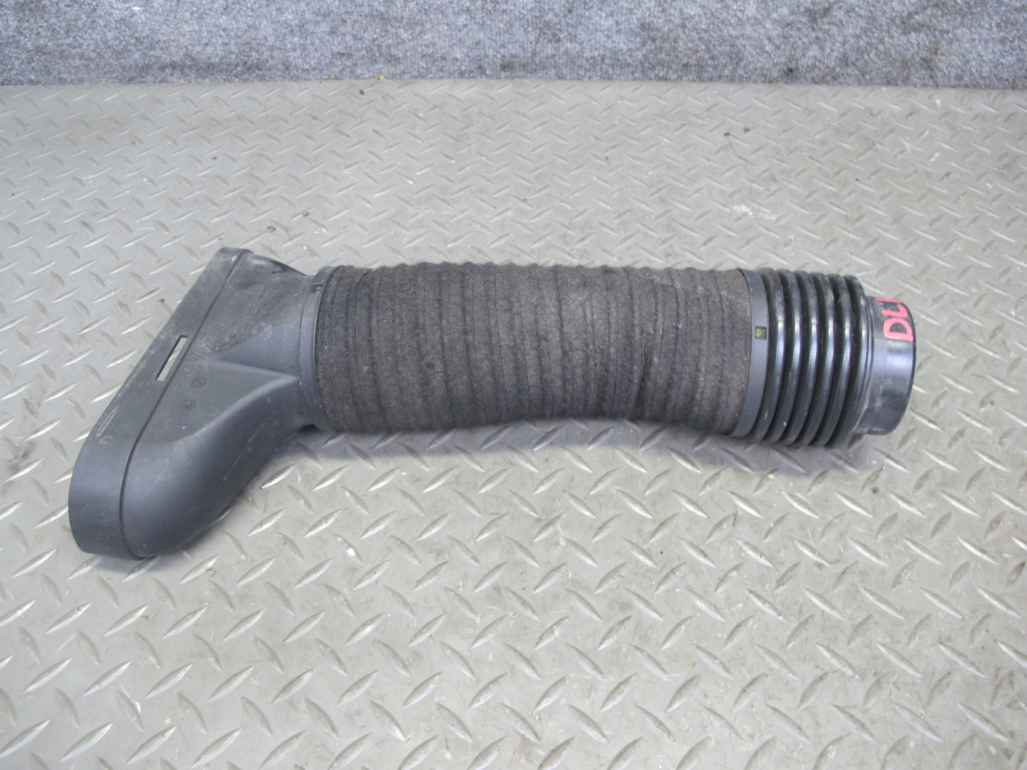 2012-2015 Mercedes R172 SLK Upper Baffle Air Duct Panel Guide W/ Intake Hose Set