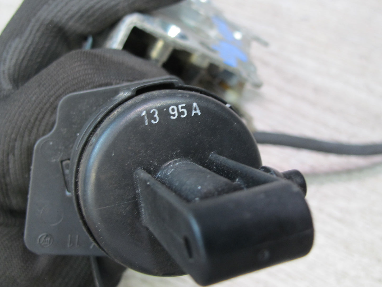 94-99 Mercedes W140 S-class Front Right Door Lock Latch Actuator OEM