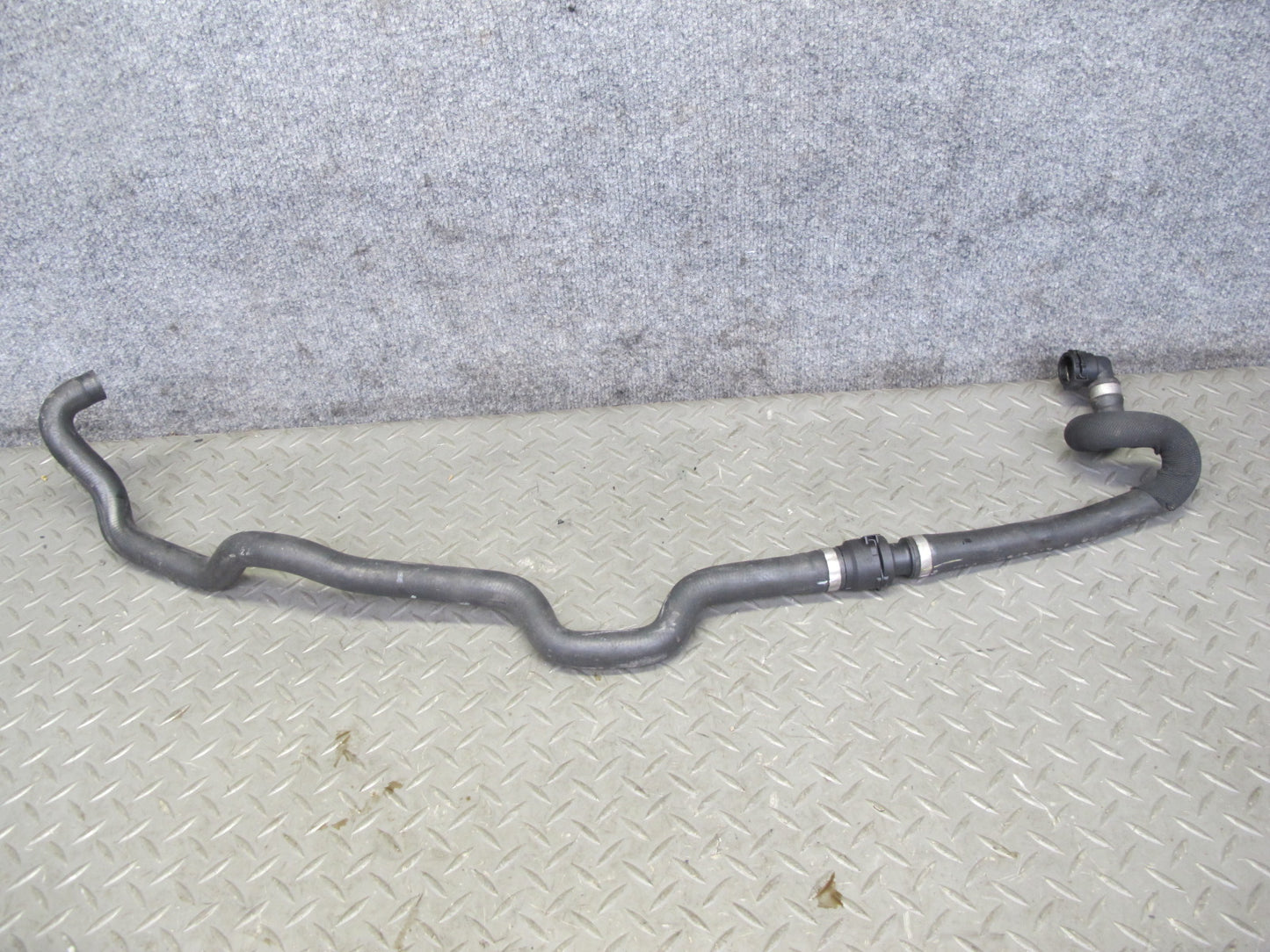 2010-2014 BMW E71 X6M S63 Engine Water Coolant Hose Pipe Line Set