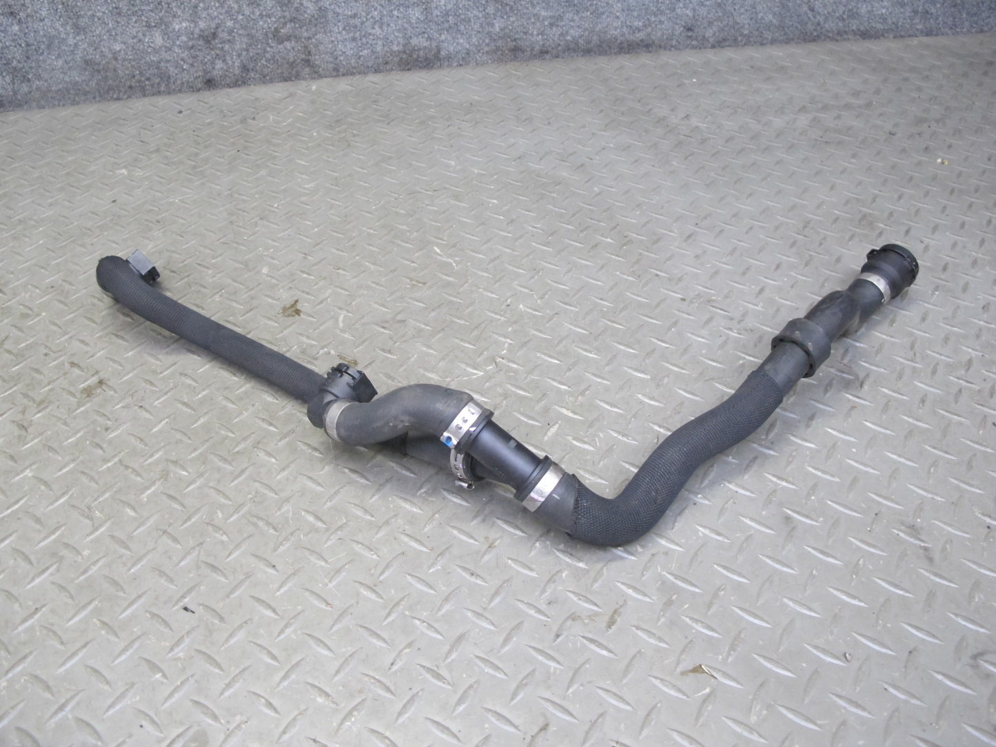 2010-2014 BMW E71 X6M S63 Engine Water Coolant Hose Pipe Line Set