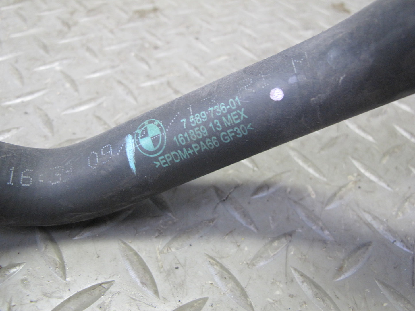 2010-2014 BMW E71 X6M S63 Engine Water Coolant Hose Pipe Line Set