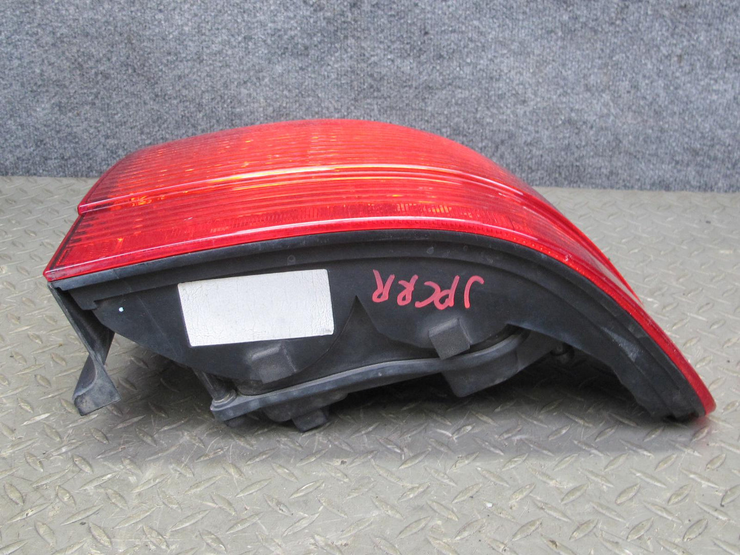 2003-2006 Porsche Cayenne 955 Rear Right Tail Light Lamp