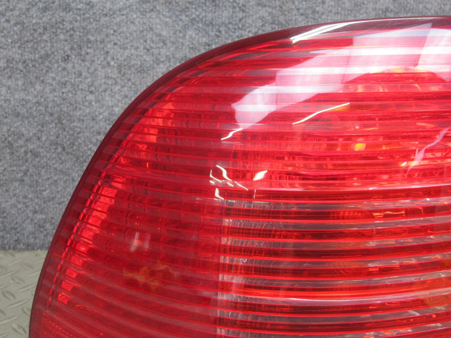 2003-2006 Porsche Cayenne 955 Rear Left Tail Light Lamp 7L5945095A
