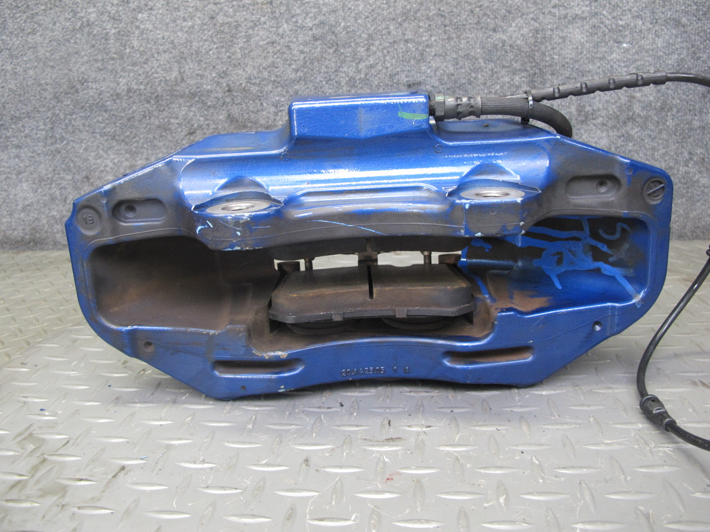 2013-2014 BMW E70 E71 X5M X6M Front Left & Right Brembo Brake Caliper Set of 2