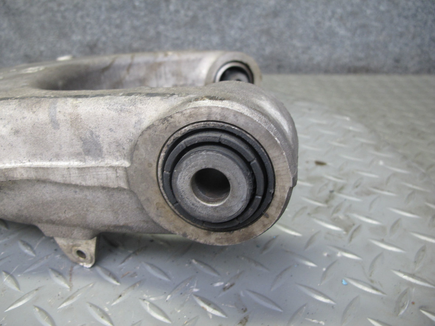 2008-2014 BMW E71 E72 X6 Rear Right Suspension Control Arm Set