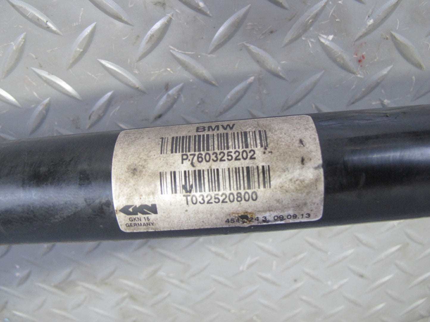 2010-2014 BMW E71 X6M Rear Left or Right Suspension Axle Shaft 7603252