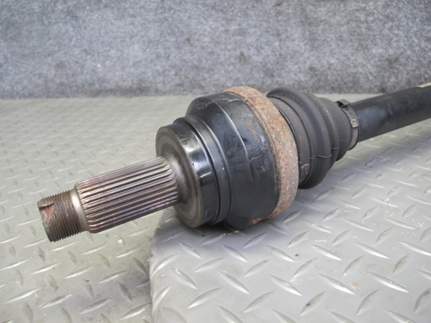 2010-2014 BMW E71 X6M Rear Left or Right Suspension Axle Shaft 7603252