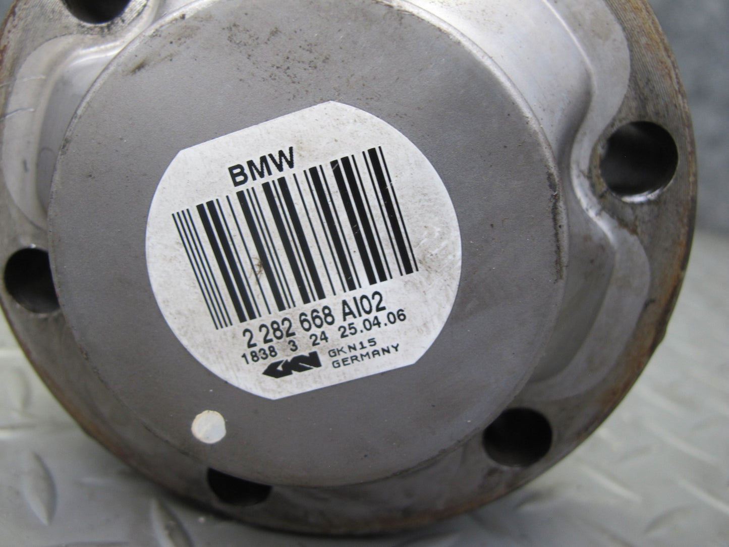 2006-2010 BMW E63 E64 M6 Rear Left or Right Suspension Axle Shaft 2282668