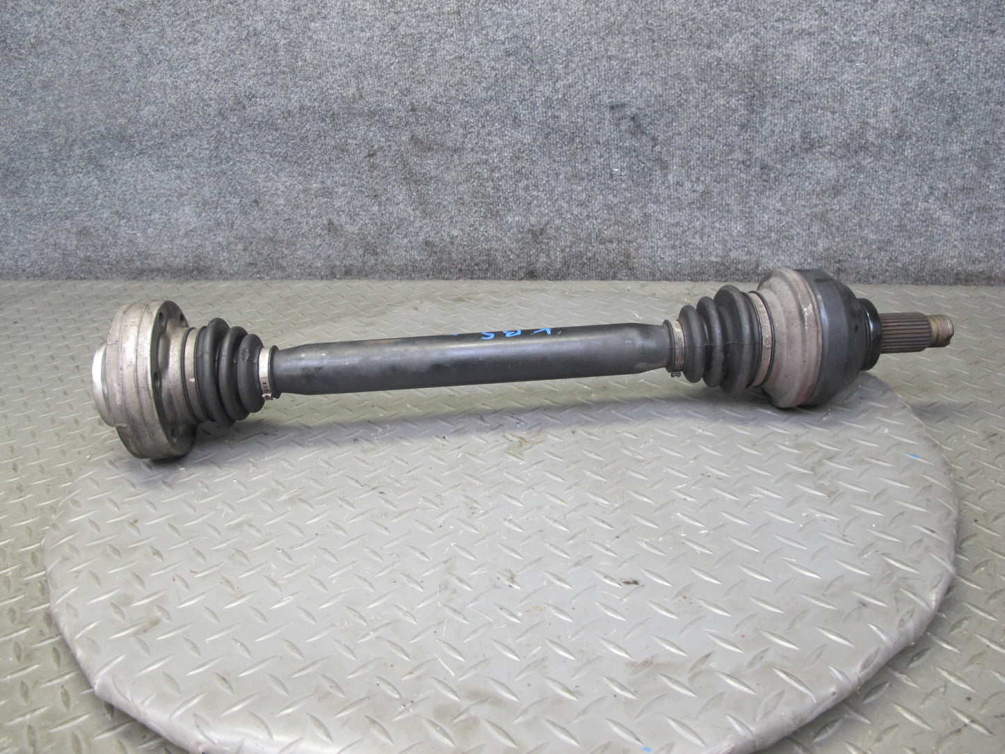 2006-2010 BMW E63 E64 M6 Rear Left or Right Suspension Axle Shaft 2282668