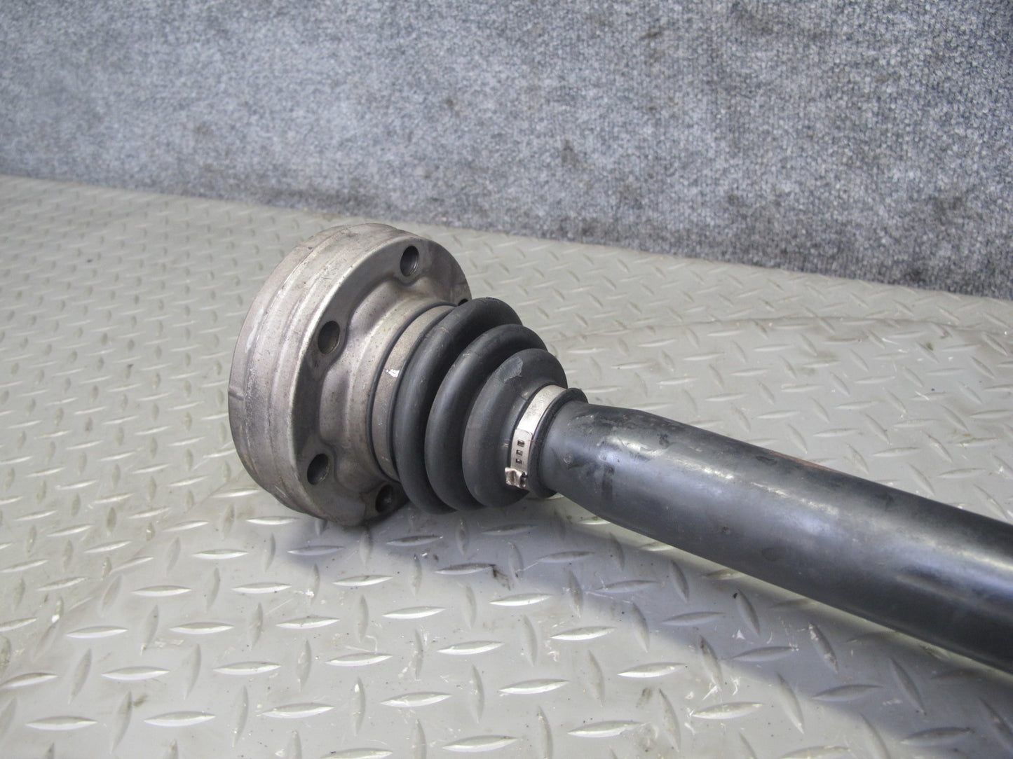 2006-2010 BMW E63 E64 M6 Rear Left or Right Suspension Axle Shaft 2282668