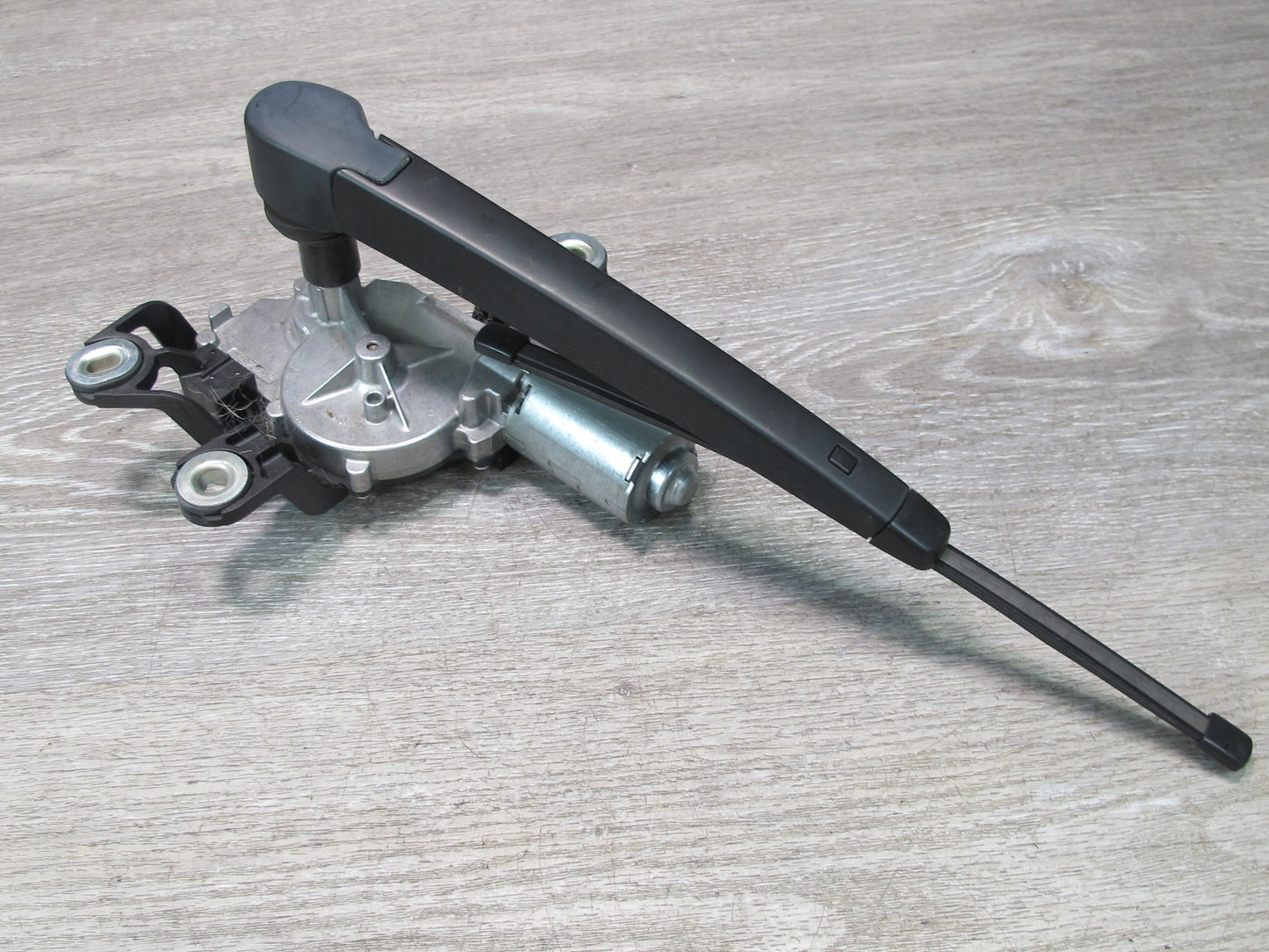 10-14 VW Golf MK6 GTI R Rear Windshield Hatch Lid Wiper Arm w Motor Assembly OEM