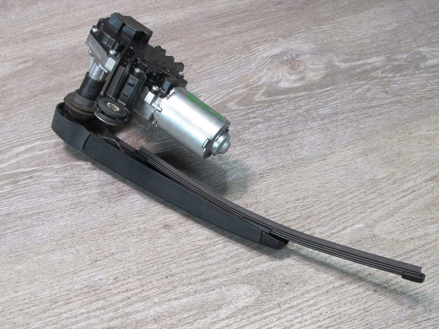 10-14 VW Golf MK6 GTI R Rear Windshield Hatch Lid Wiper Arm w Motor Assembly OEM