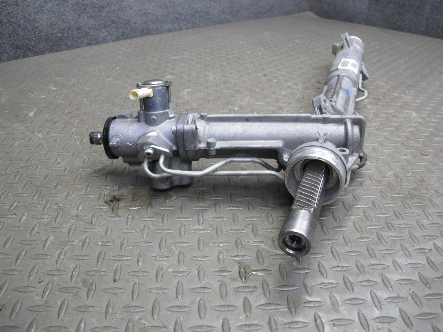 2010-2014 BMW E70 E71 X5M X6M Hydro Power Steering Rack & Pinion 6788972
