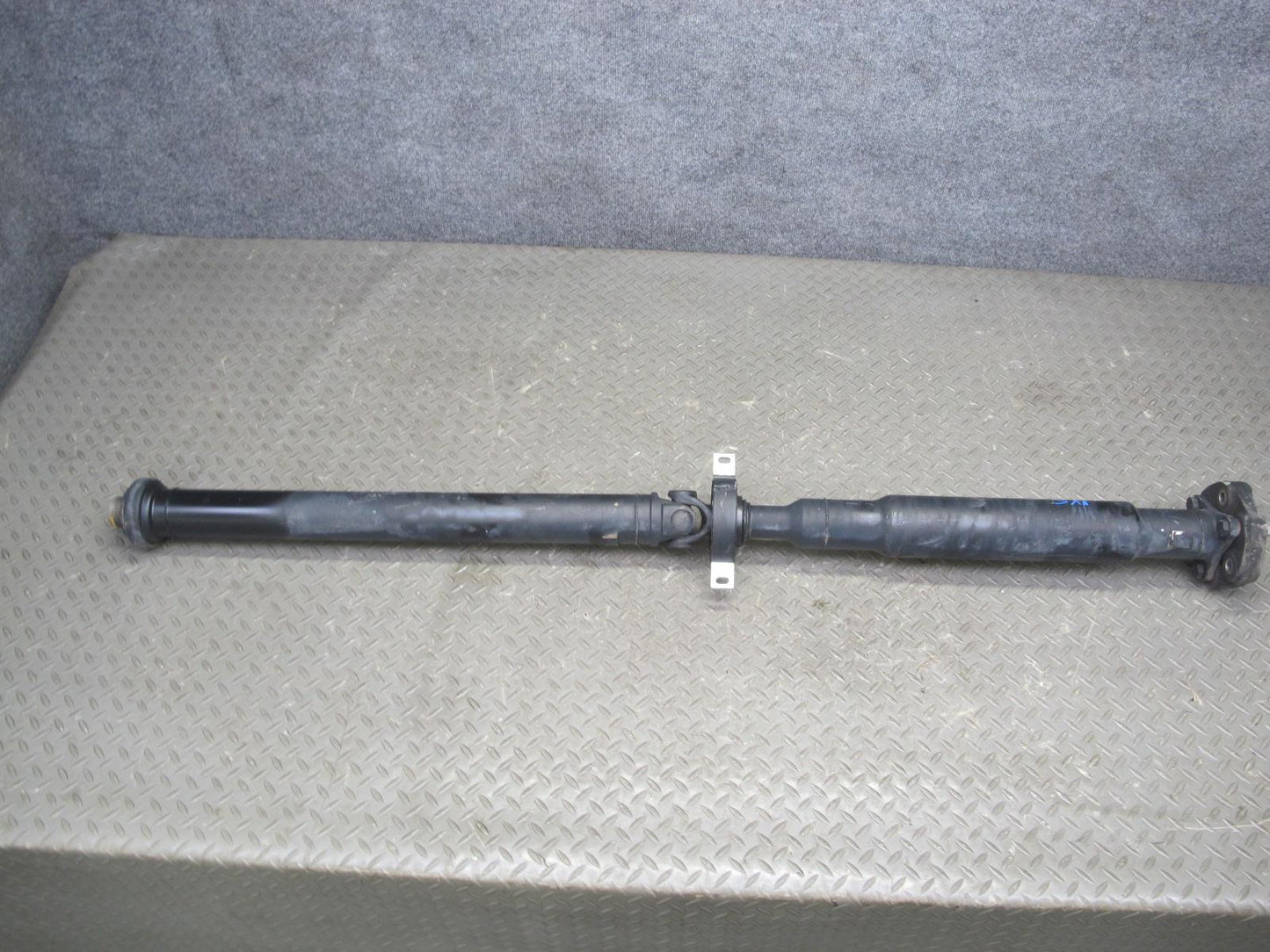 2010-2014 BMW E71 E72 X6 AWD Rear Drive Shaft Driveshaft