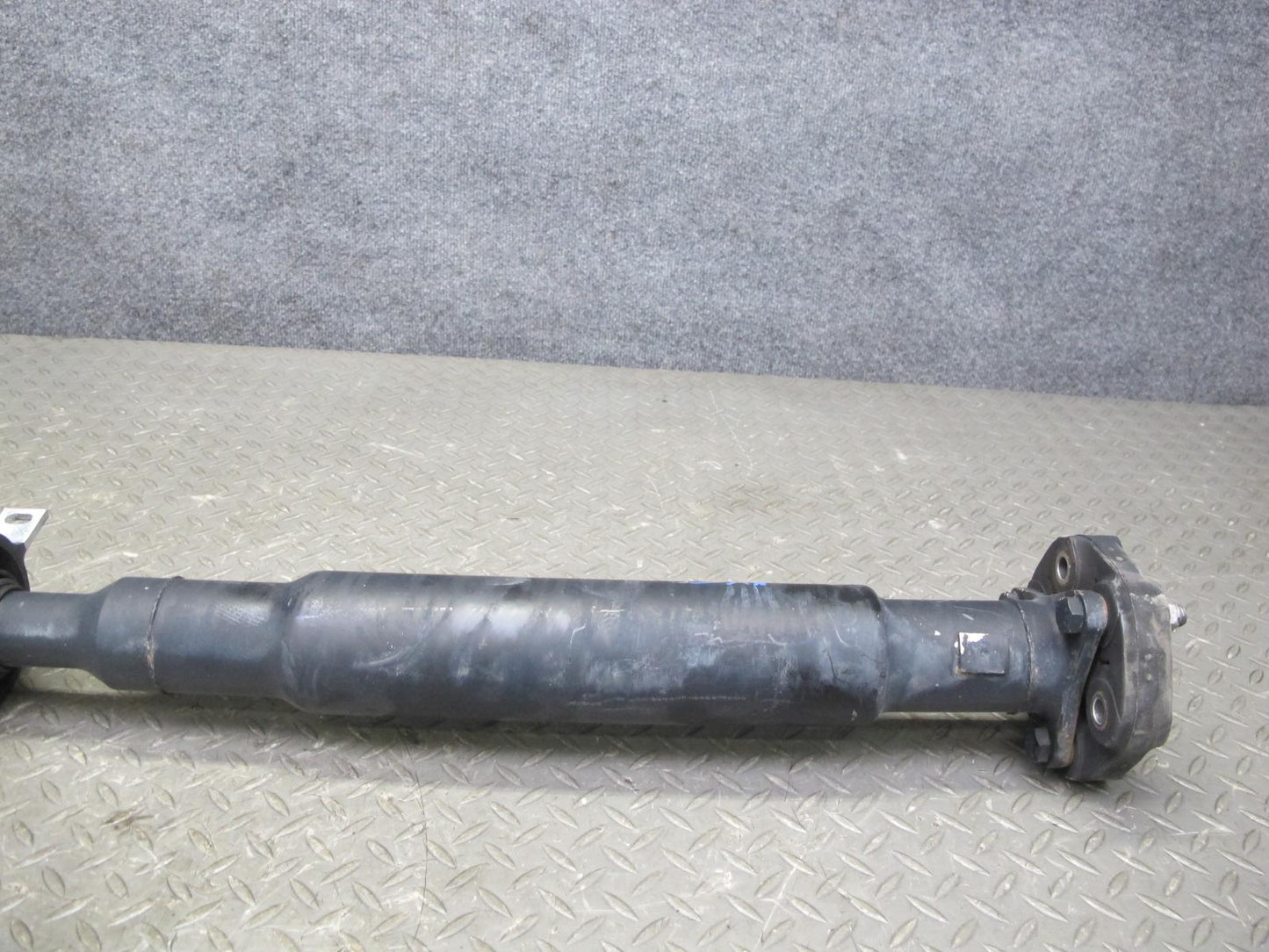 2010-2014 BMW E71 E72 X6 AWD Rear Drive Shaft Driveshaft