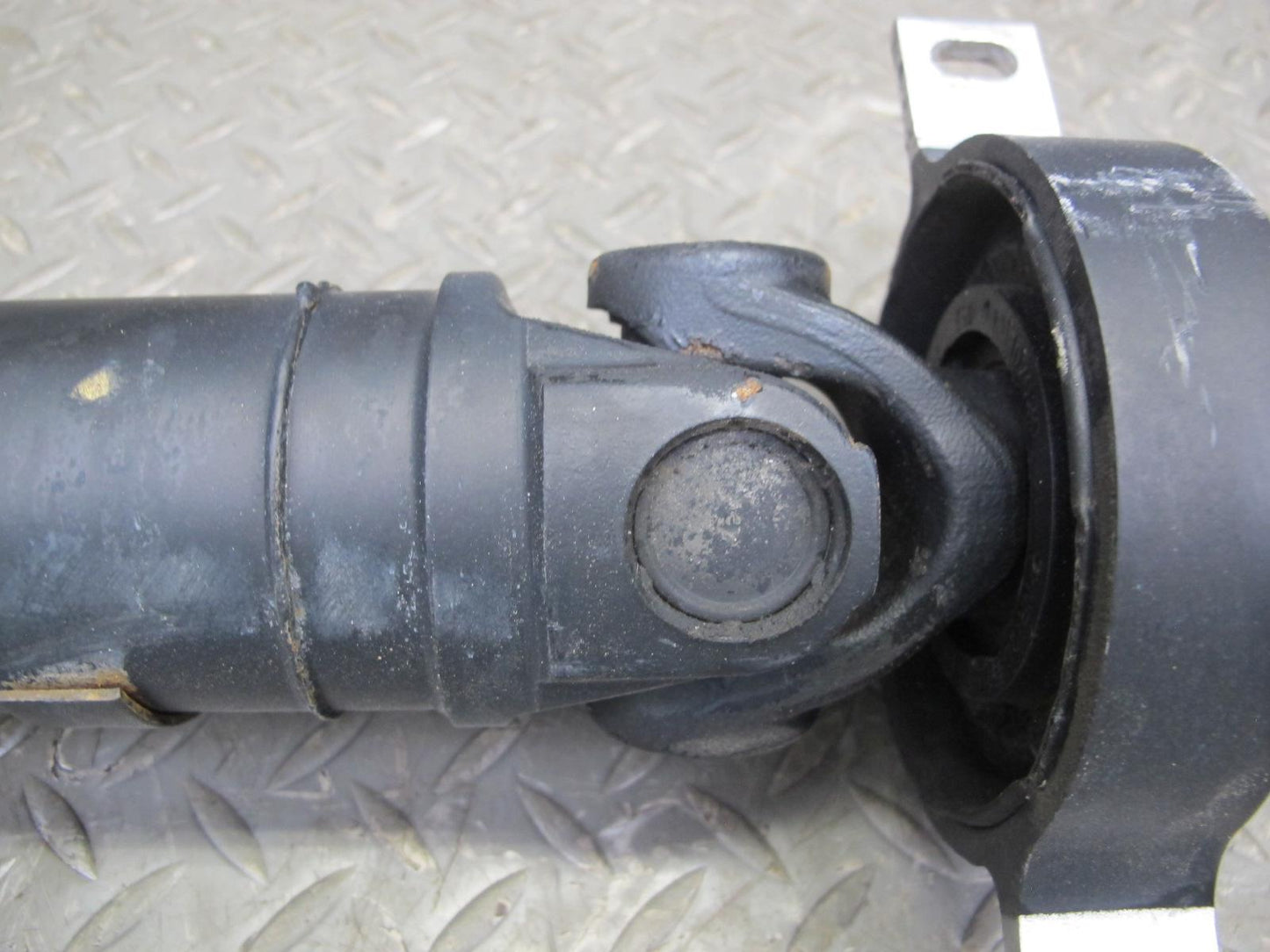 2010-2014 BMW E71 E72 X6 AWD Rear Drive Shaft Driveshaft