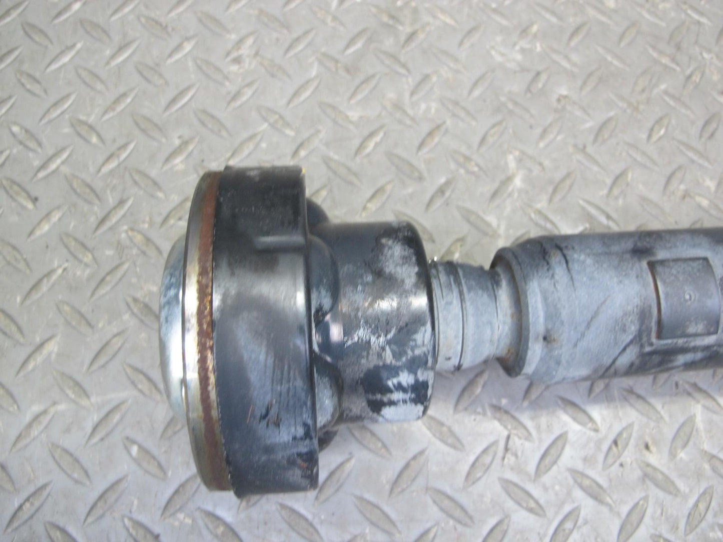 2003-2006 Porsche Cayenne 955 Turbo AWD Front Driveshaft Drive Shaft 7L0521101C