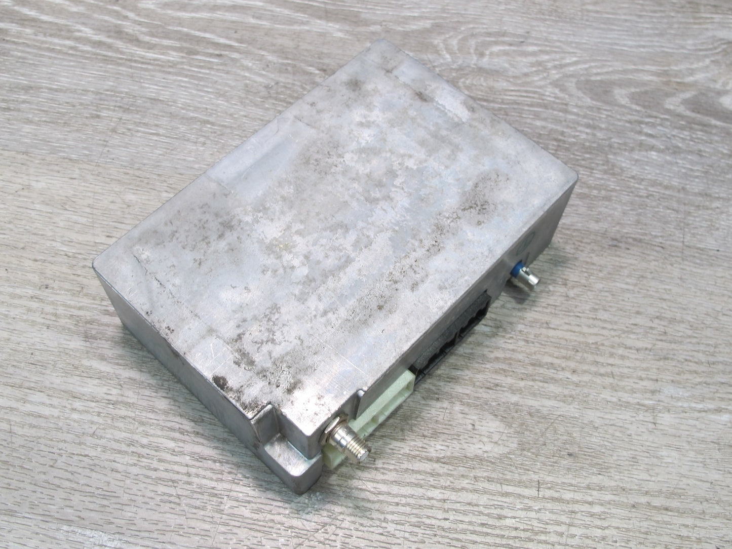 2004-2006 Cadillac XLR Communication Radio Audio Receiver Unit Module