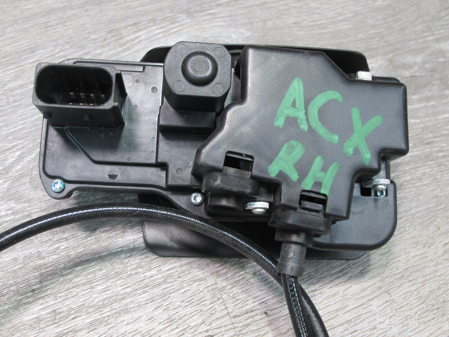 2004-2009 Cadillac XLR Right Passenger Side Door Lock Latch W/ Handle & Cable