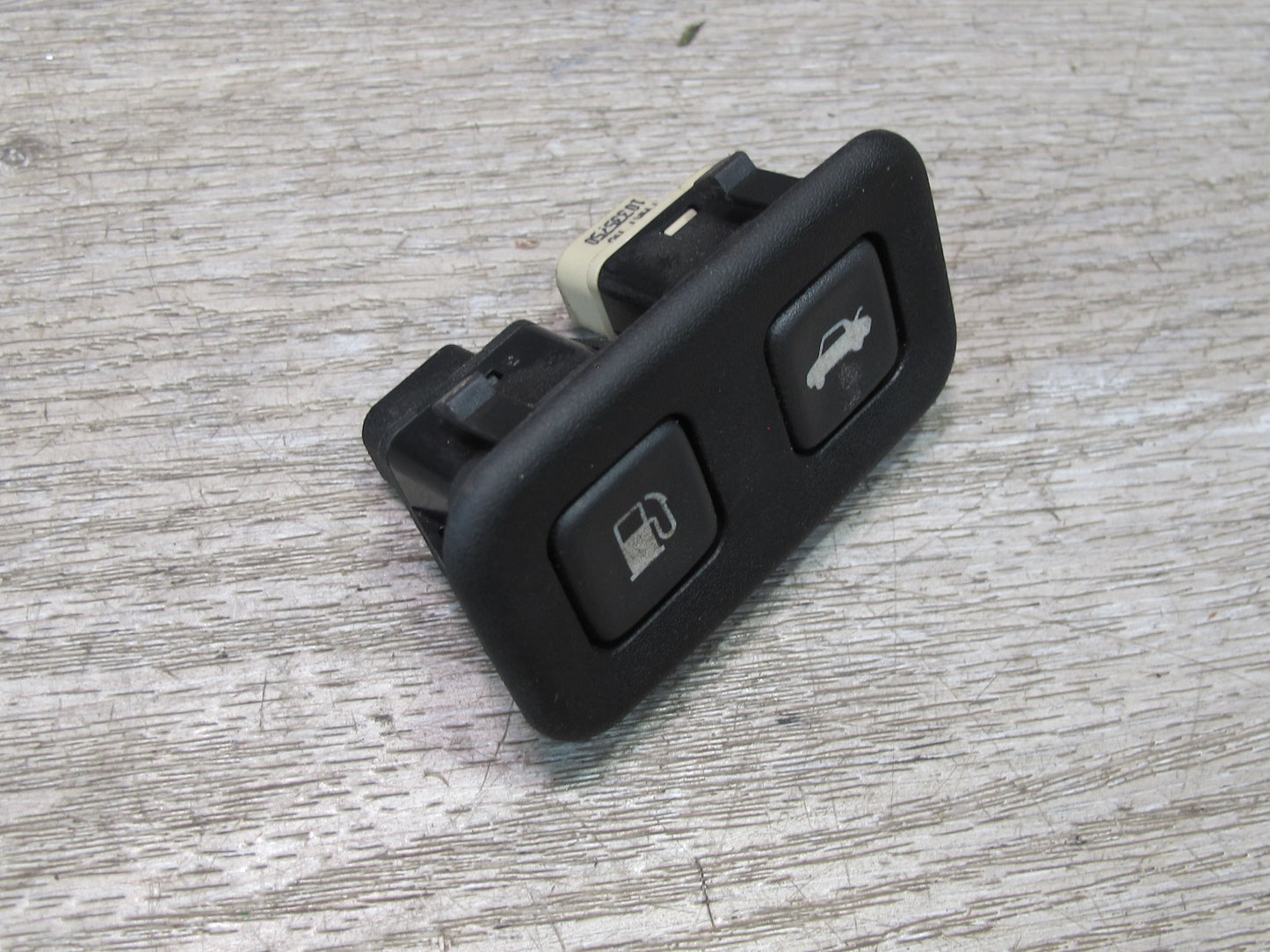 2004-2009 Cadillac XLR Fuel Door Rear Trunk Lid Release Switch Button Black