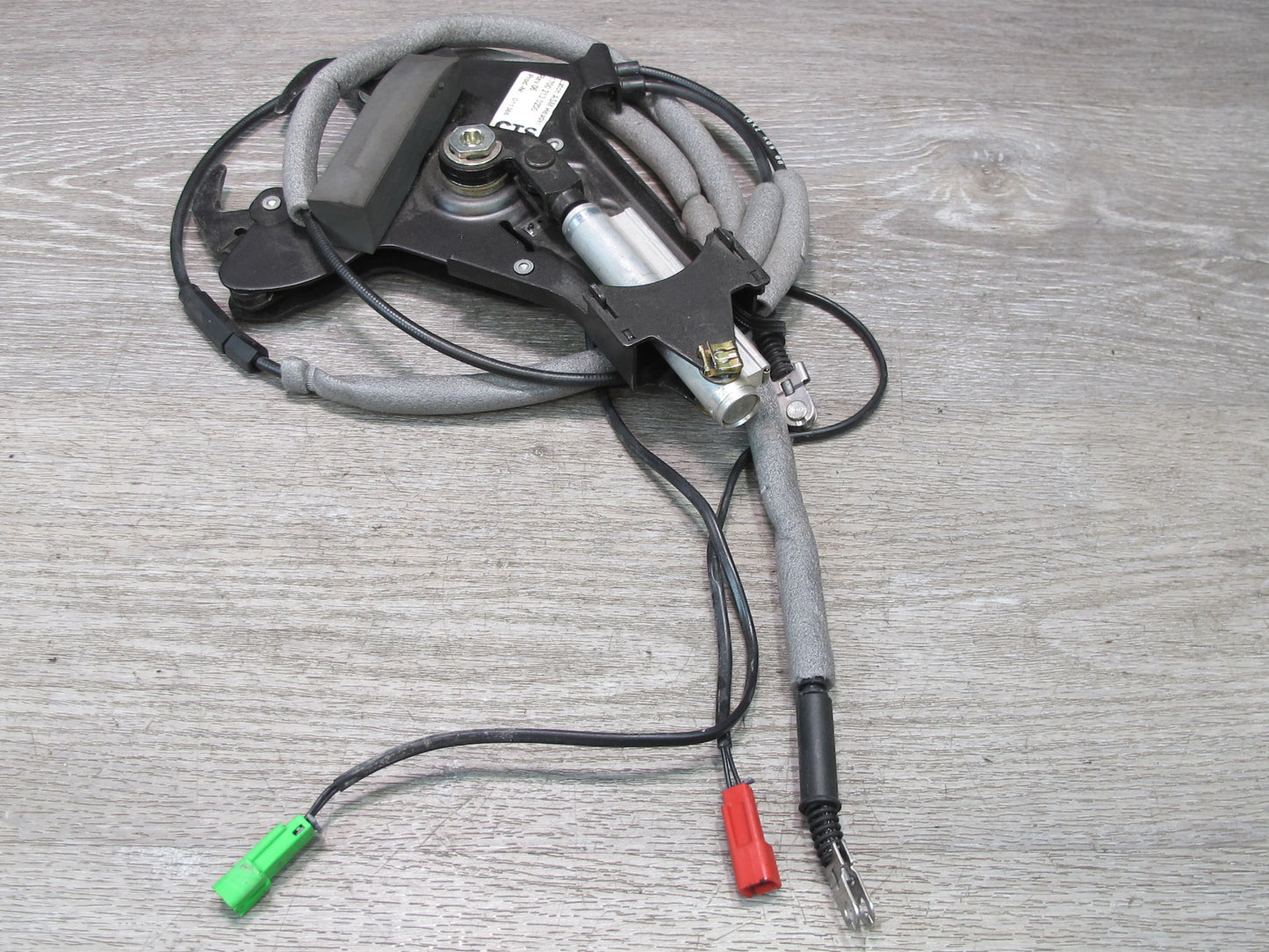 2004-2009 Cadillac XLR Convertible TOP Roof Center Lock Latch W/ Cable