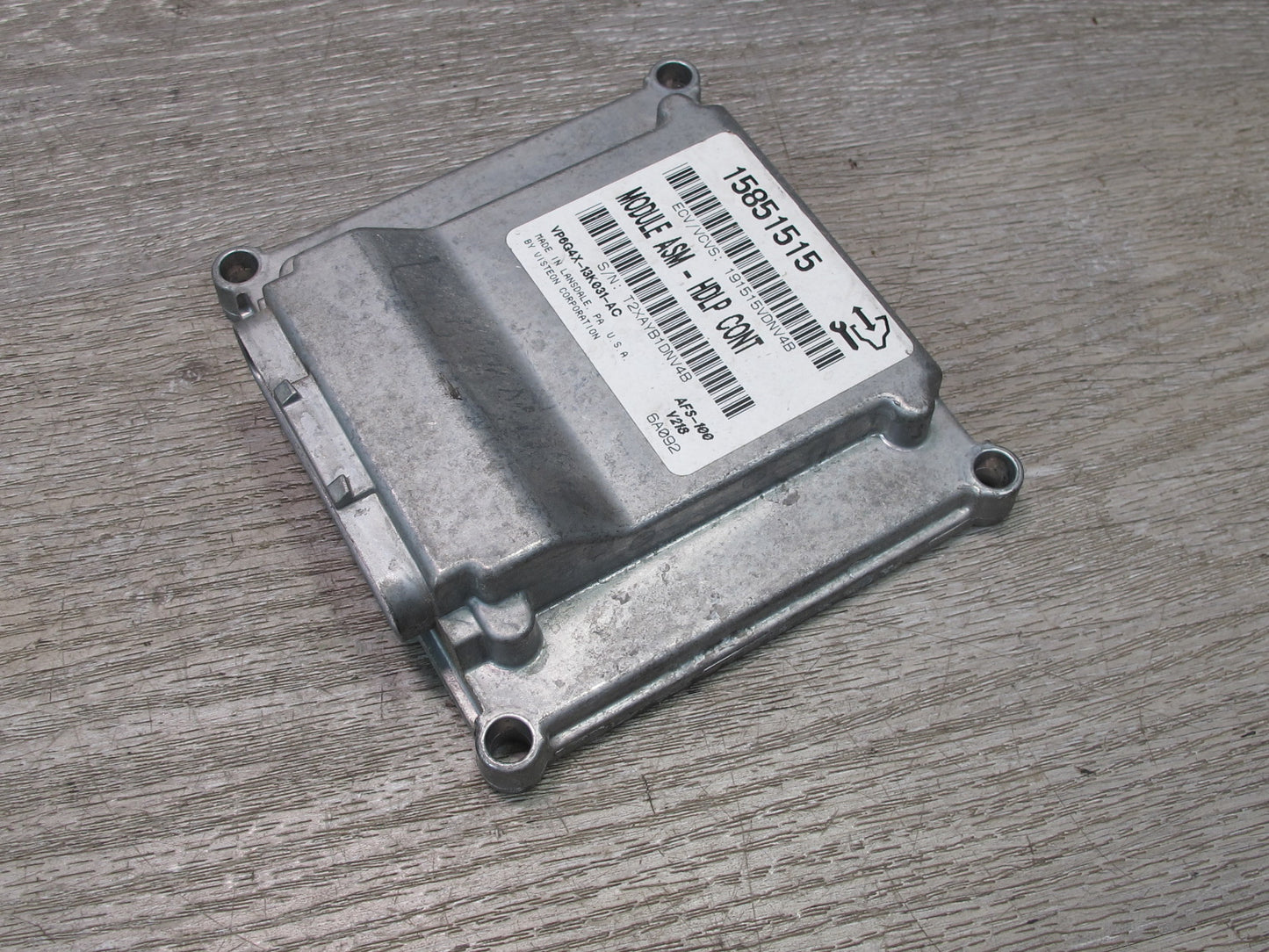 2006-2009 Cadillac XLR Headlight Lamp Control Module Unit 15851515