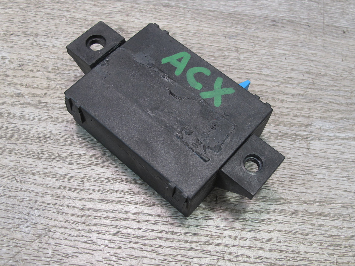 2004-2009 Cadillac XLR Park Distance Assist Computer Module Unit 10348799