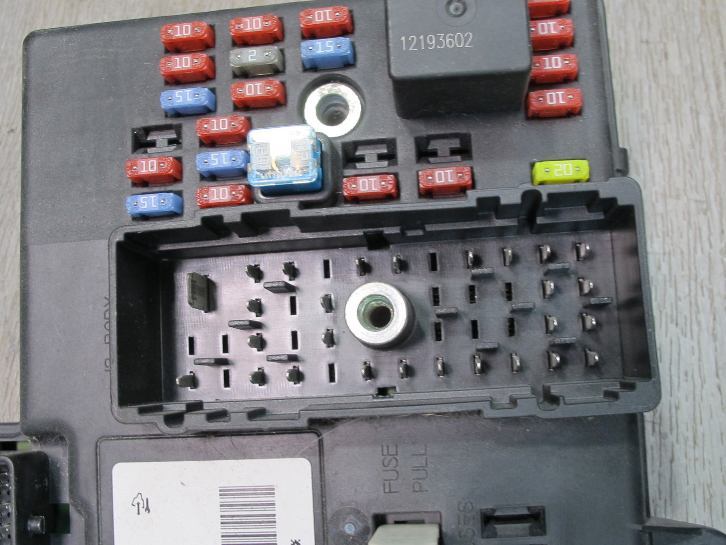 2006 Cadillac XLR BCM BCU Body Cabin Control Module Unit Fuse Box 15850986