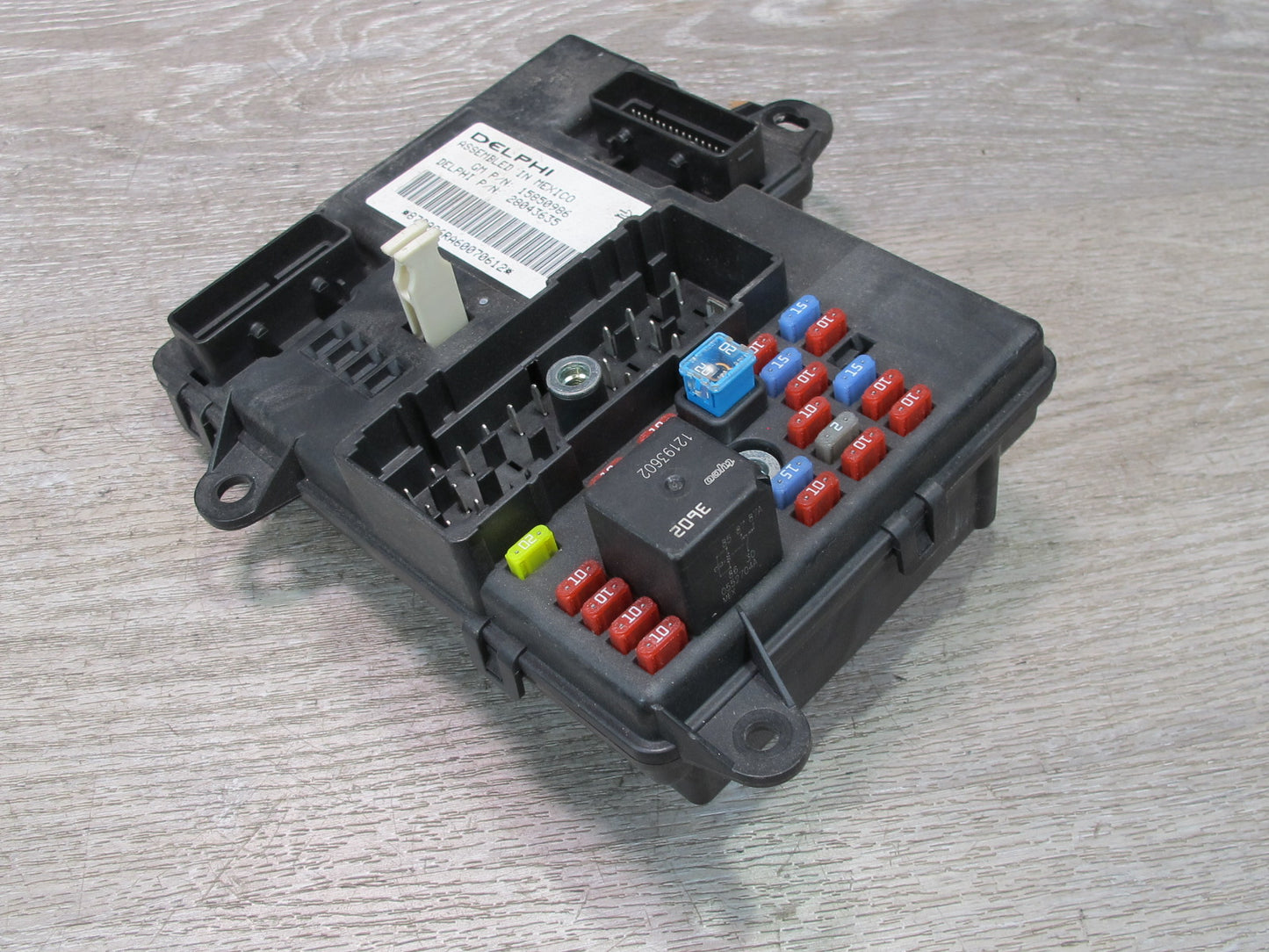 2006 Cadillac XLR BCM BCU Body Cabin Control Module Unit Fuse Box 15850986